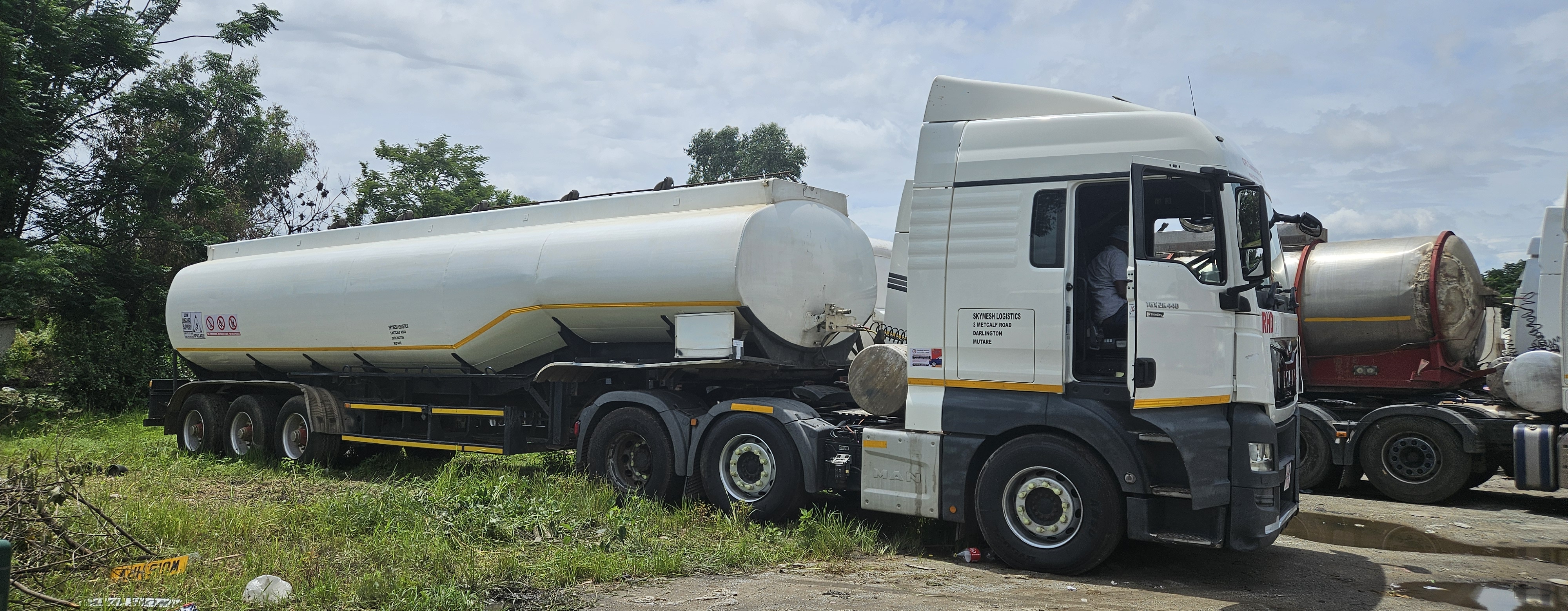 Fuel Tanker