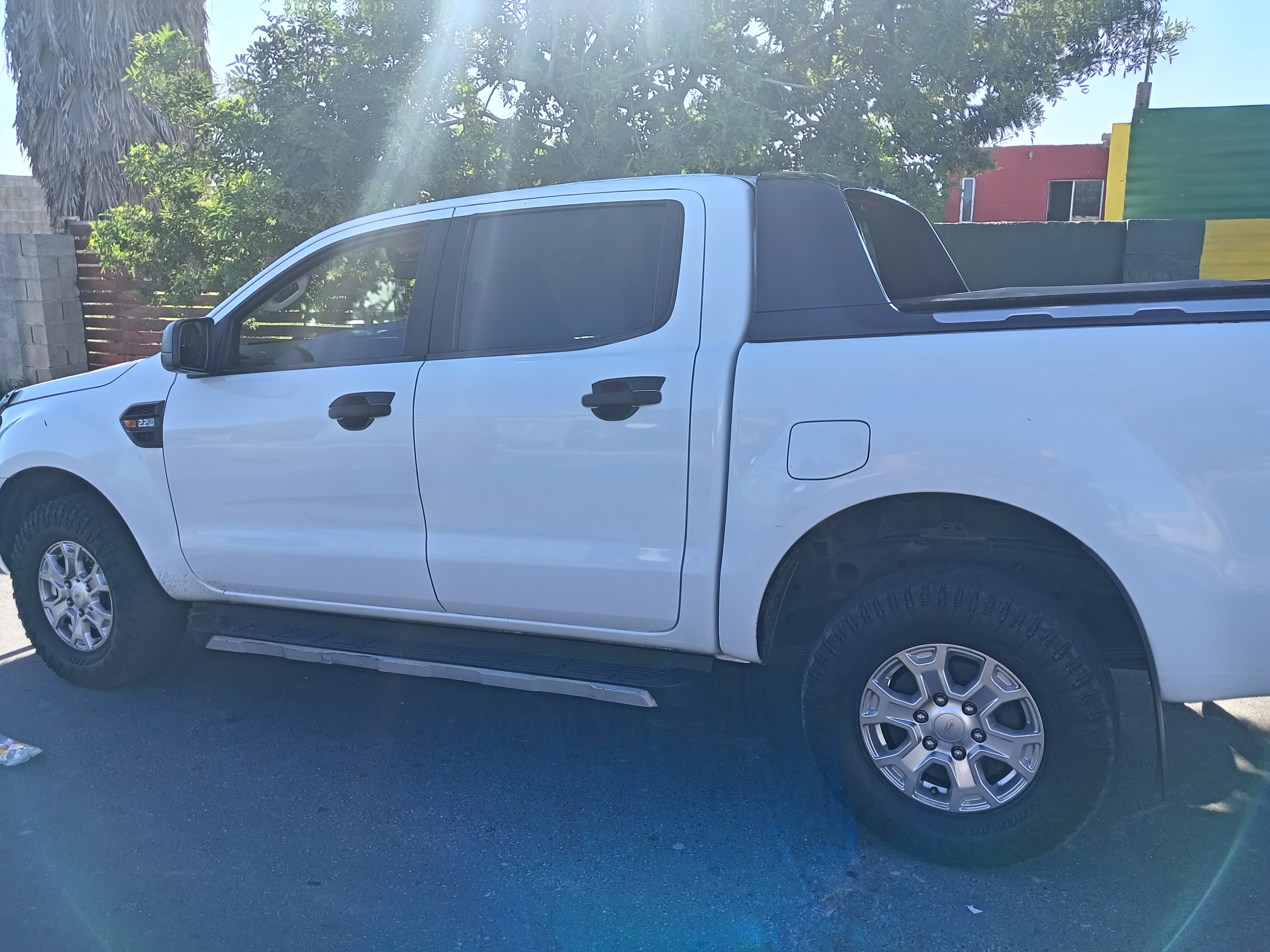 Small Bakkies