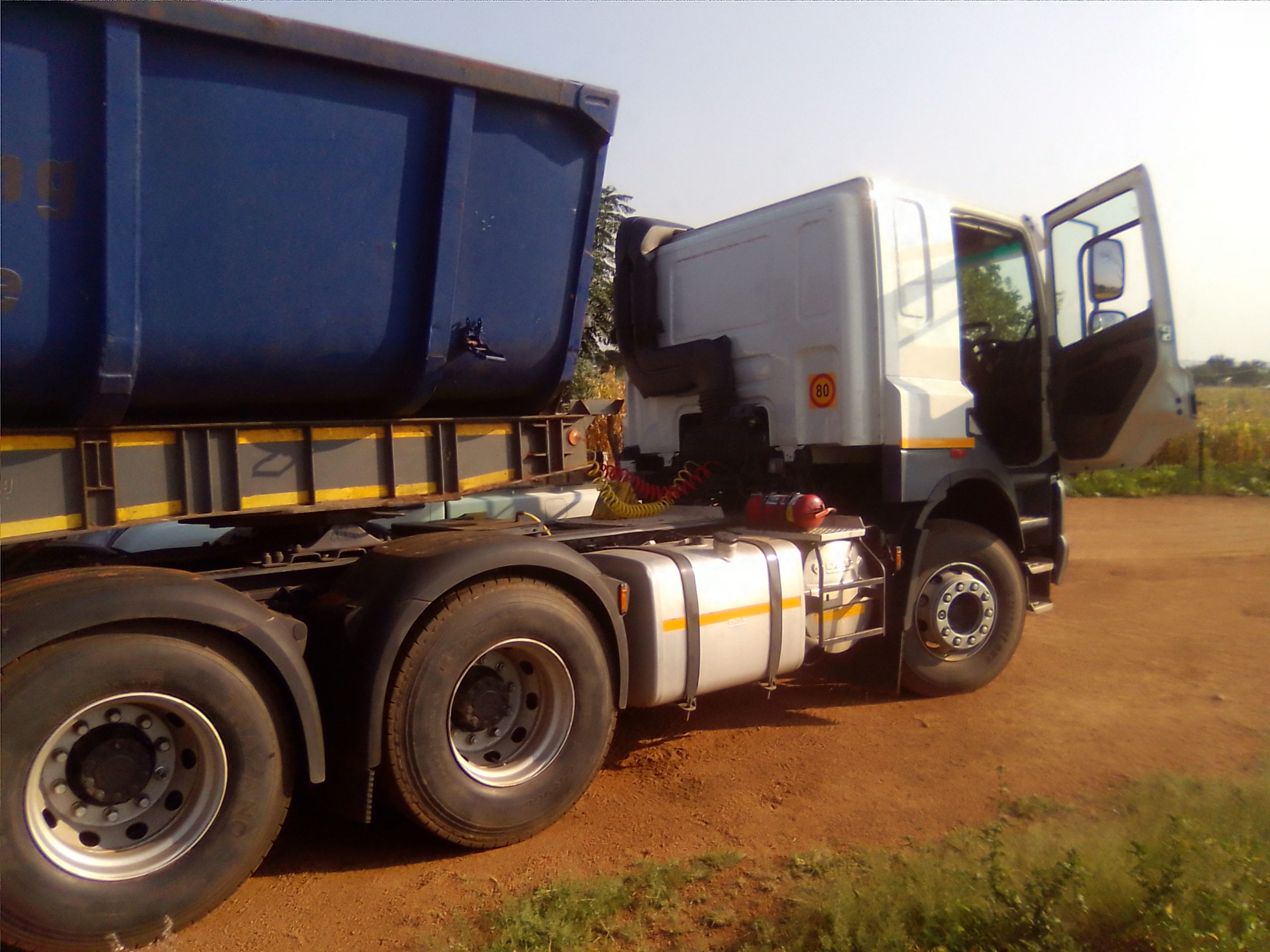 34 Ton Side Tipper